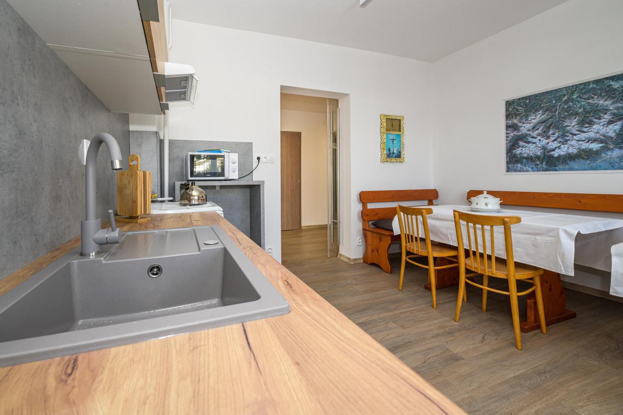 Guesthouse Cyprian Ždiar Eksteriør bilde