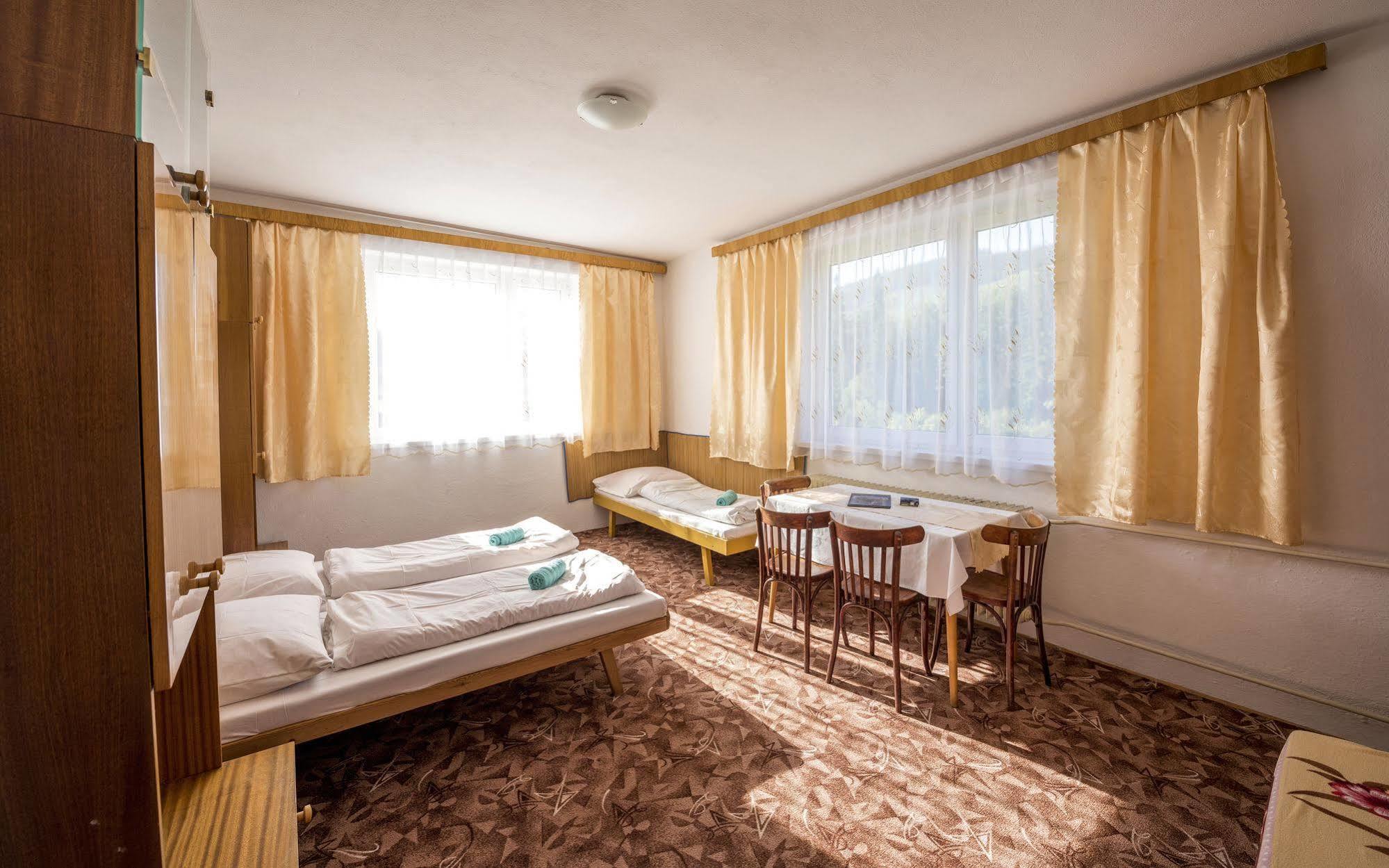Guesthouse Cyprian Ždiar Eksteriør bilde