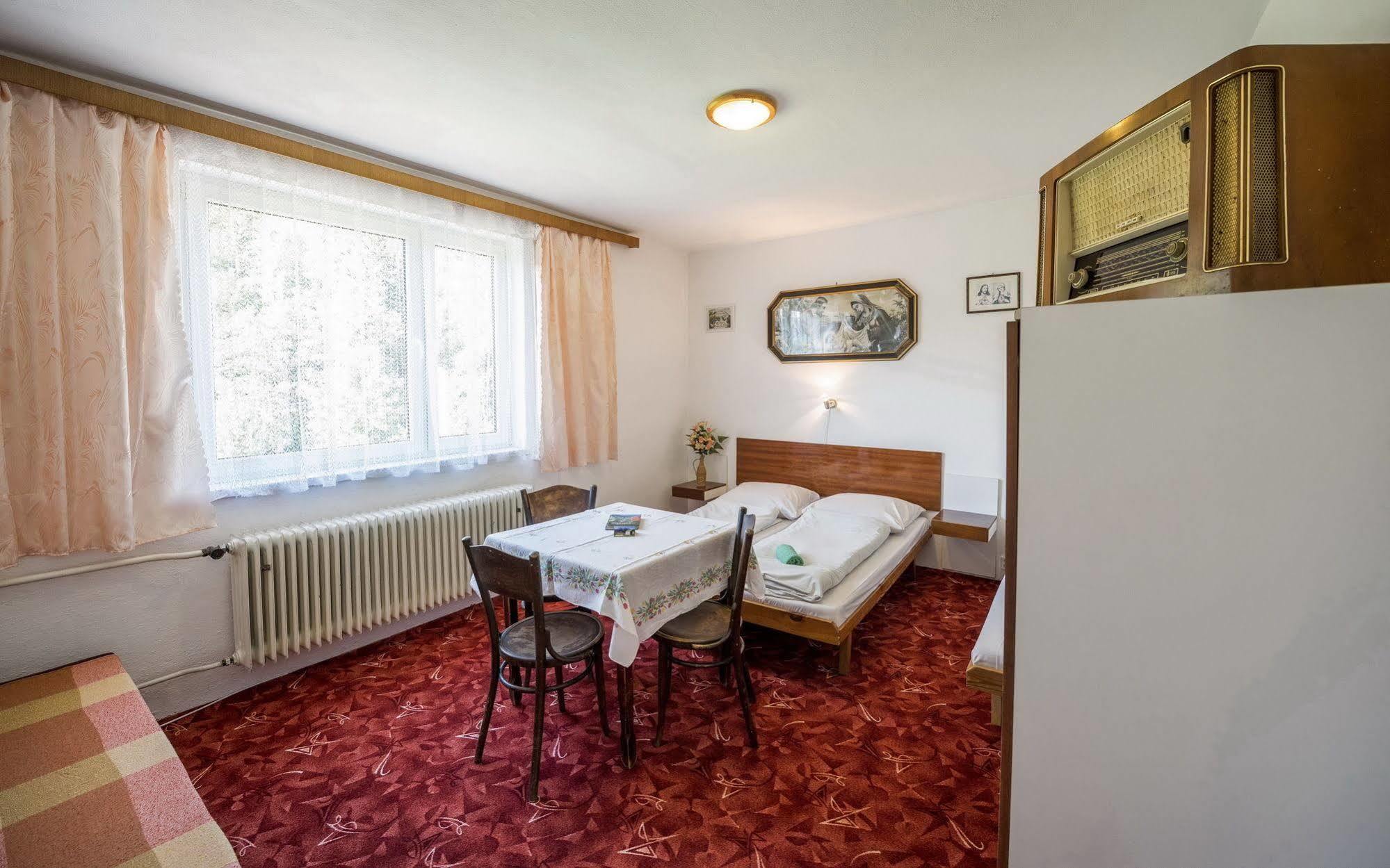 Guesthouse Cyprian Ždiar Eksteriør bilde